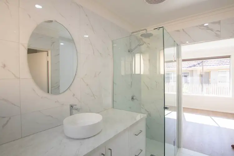 2/107 Mitchell Street, Brunswick VIC 3056