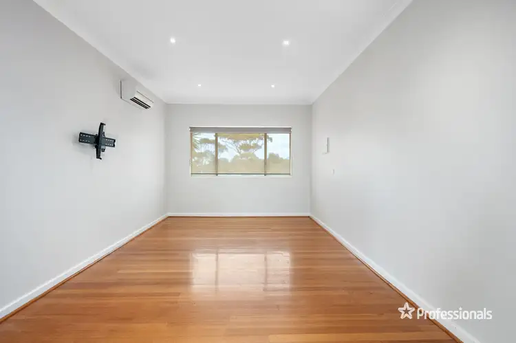 Sixth view of Homely house listing, 7 Gwalia Close, Hannans WA 6430