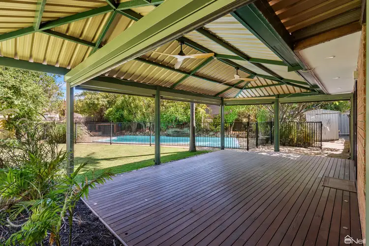 3 Chester Court, Forrestfield WA 6058