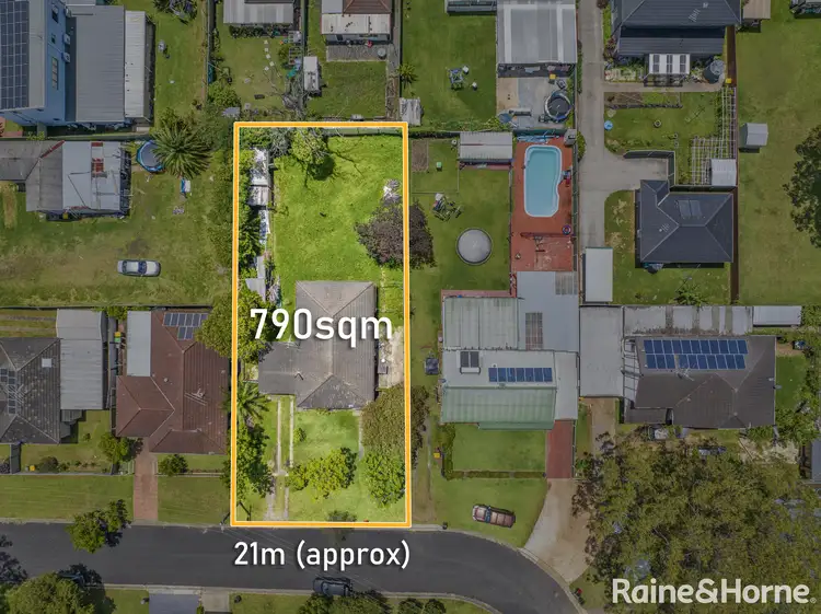 2 Phyllis Street, Minto NSW 2566