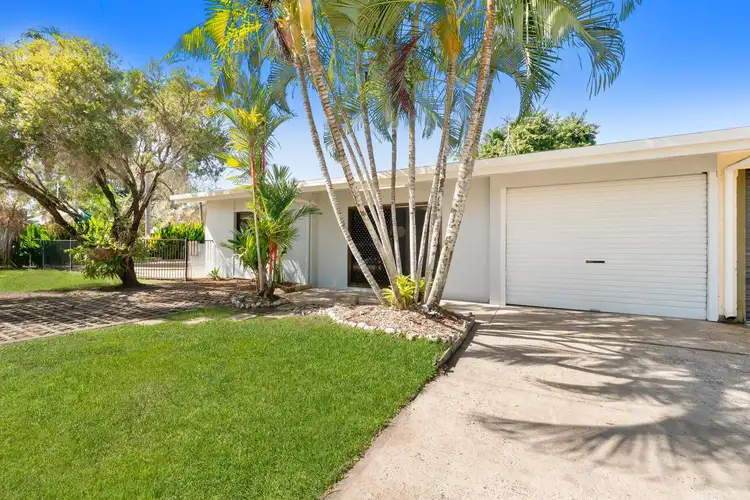 1/6 Simbai Close, Trinity Beach QLD 4879