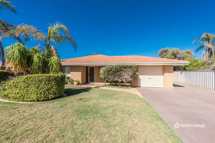 52 Seaview Boulevard, Wandina WA 6530