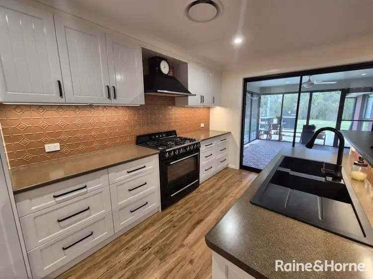 12 James Norman Drive, Goondiwindi QLD 4390