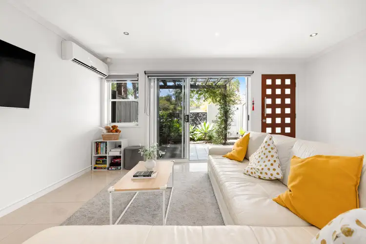 Fifth view of Homely townhouse listing, 4/69 Molloy Road, Cannon Hill QLD 4170