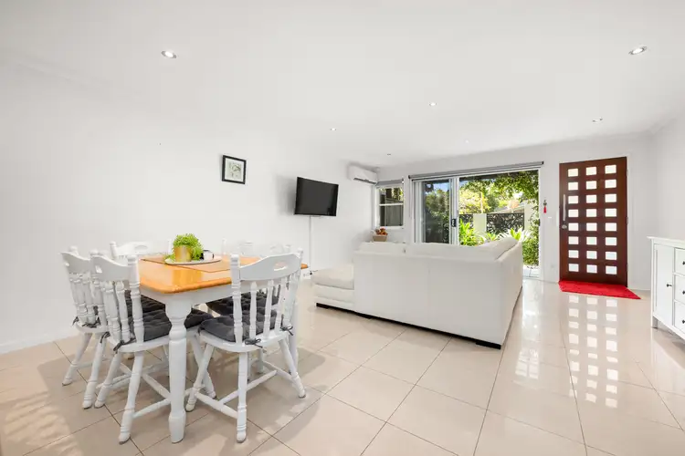 Sixth view of Homely townhouse listing, 4/69 Molloy Road, Cannon Hill QLD 4170