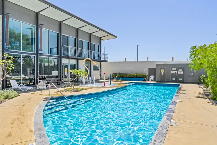 17/31 Malata Crescent, Success WA 6164