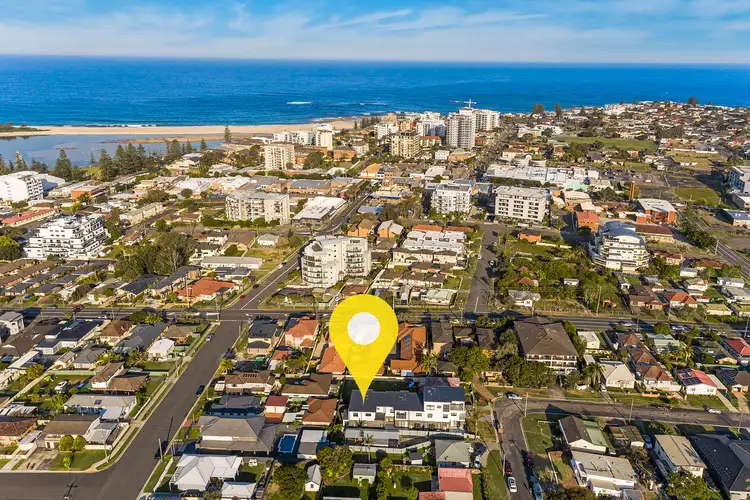 Second view of Homely house listing, 3/6 Duncan Street, The Entrance NSW 2261