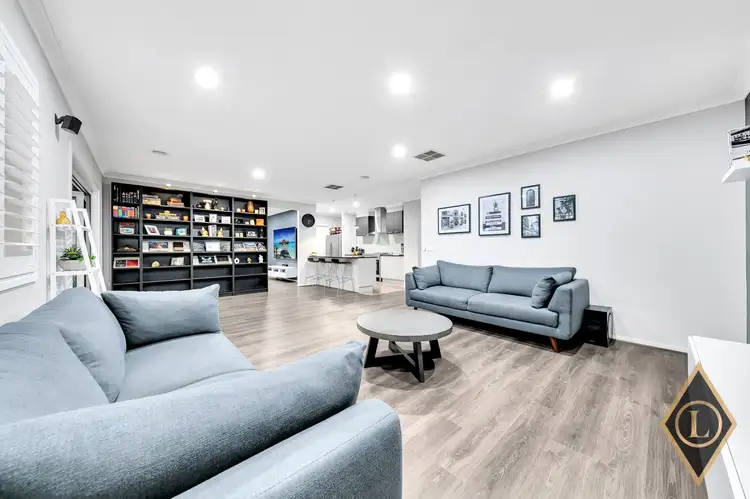 Seventh view of Homely house listing, 6 ashbury grove, Hillside VIC 3037