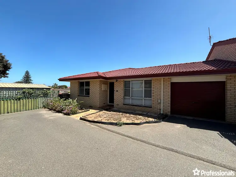 Third view of Homely semi-detached listing, 40B Glenview Street, Mount Tarcoola WA 6530
