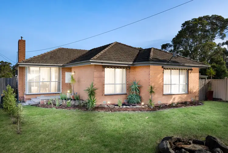 1 Glitter Road, Diggers Rest VIC 3427