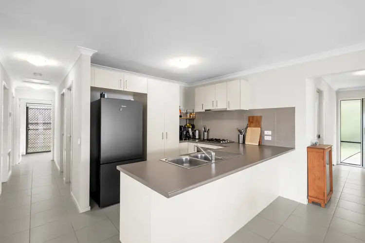 Second view of Homely house listing, 5 Cannington Grove, Sunbury VIC 3429