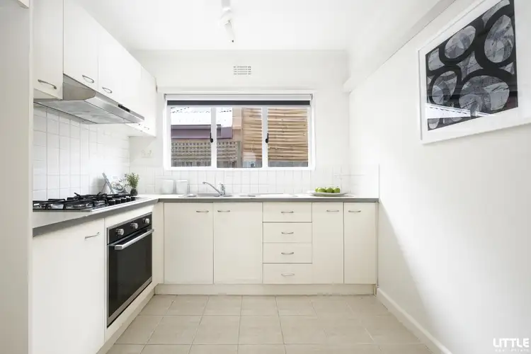 Seventh view of Homely apartment listing, 2/14 The Boulevard, Hawthorn VIC 3122