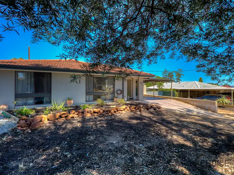 6 Barwon Street, Lesmurdie WA 6076
