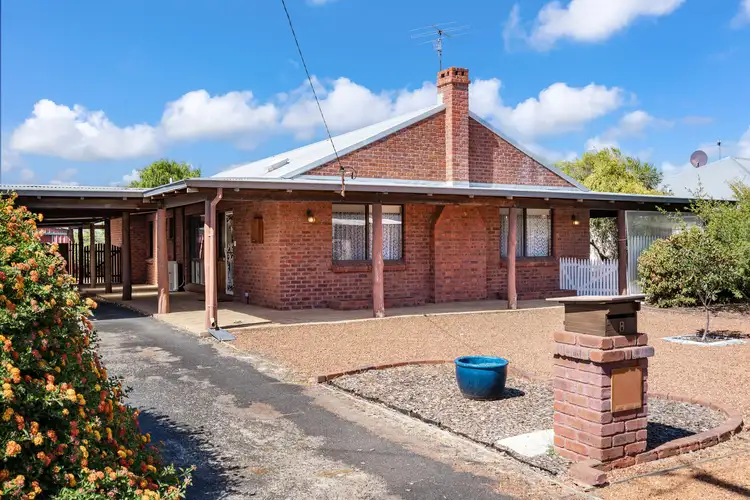 8 Brockman Street, Capel WA 6271