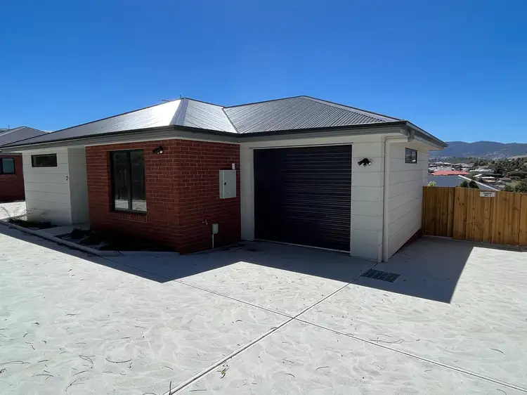 2/4 Munday Street, Brighton TAS 7030