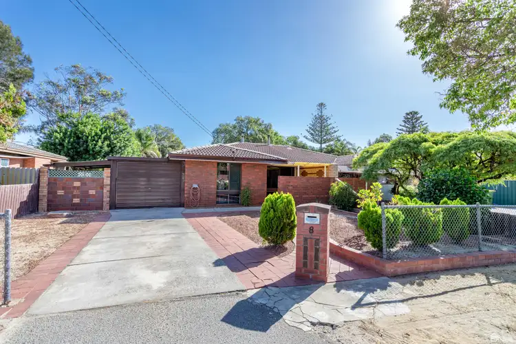 8 Exon Court, Camillo WA 6111