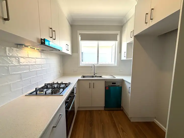 Seventh view of Homely unit listing, 2/484 Douglas Road, Lavington NSW 2641