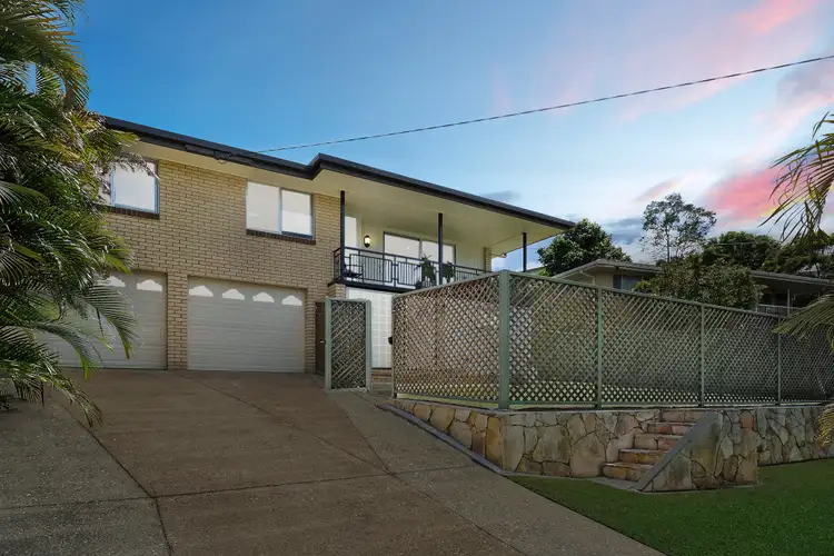 27 Grevillea Street, Everton Hills QLD 4053