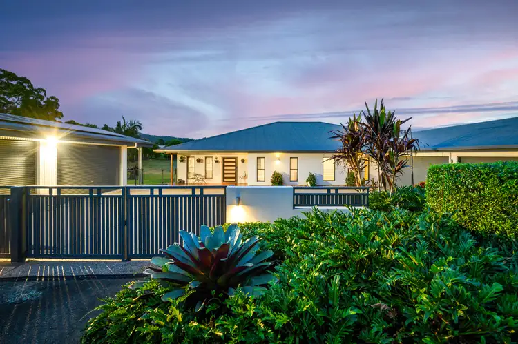 11 Haigh Crescent, Samford Valley QLD 4520