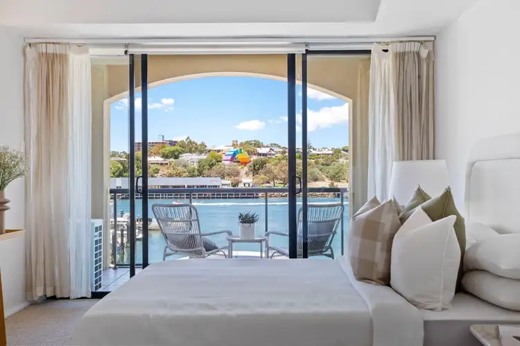 205/4-6 Doepel Street, North Fremantle WA 6159