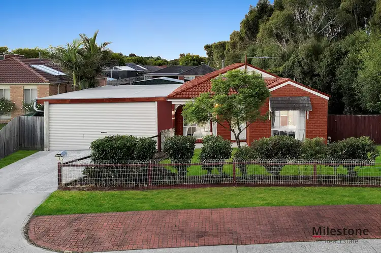 5 Kismet Close, Cranbourne West VIC 3977