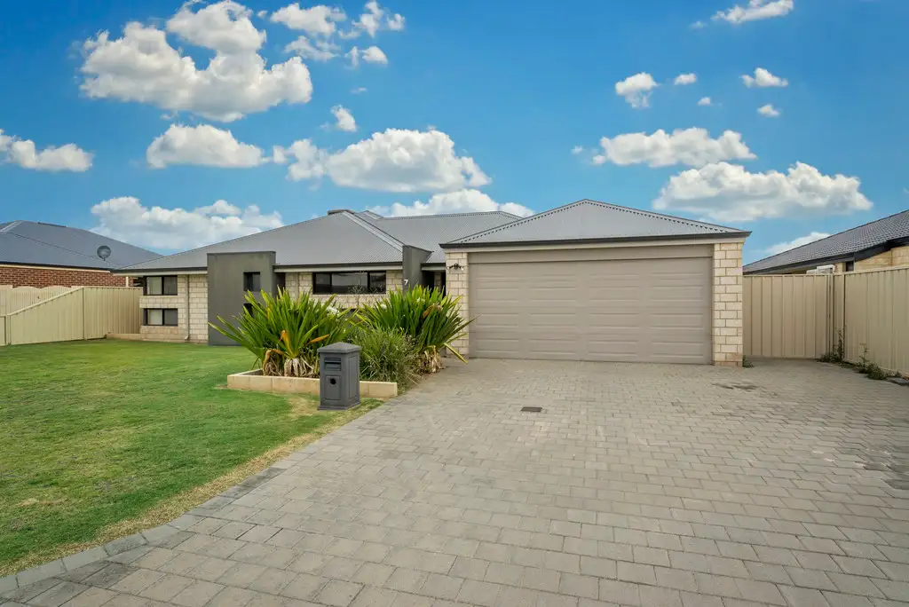 Main view of Homely house listing, 7 Carmela Corner, Wandina WA 6530
