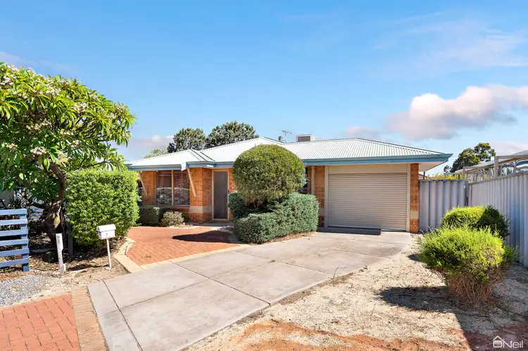 11 Firetail Court, Seville Grove WA 6112