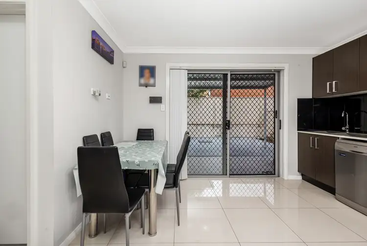 Fifth view of Homely townhouse listing, 7 Sonoran Glade, Plumpton NSW 2761