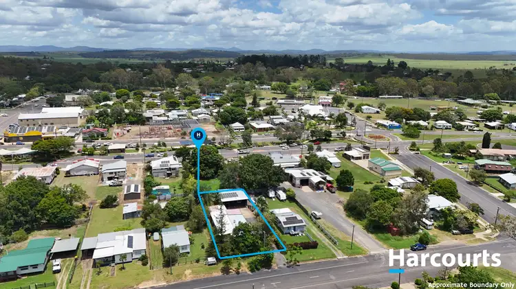 17 Elliott Street, Gin Gin QLD 4671
