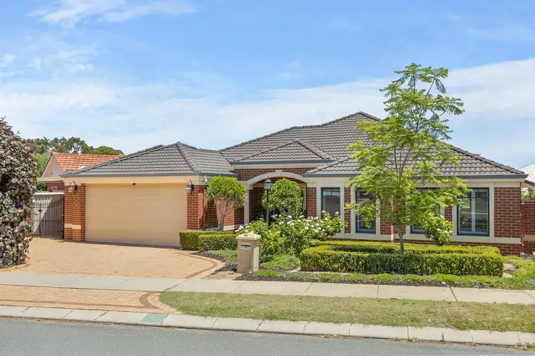 4 Roslin Road, Wanneroo WA 6065