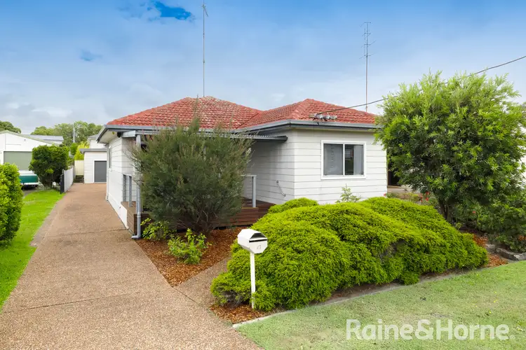 87 Hill Street, Belmont NSW 2280