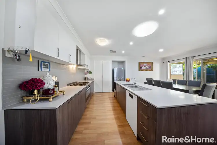 Fourth view of Homely house listing, 39 Barrington Circuit, Caroline Springs VIC 3023