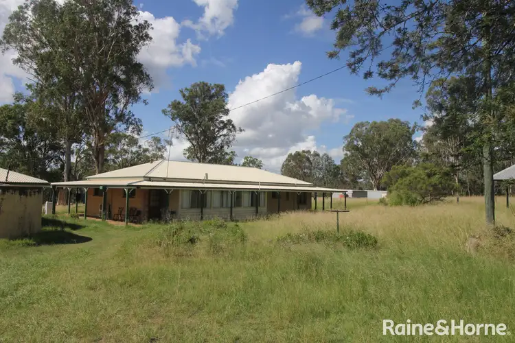 24 Julie, Kingaroy QLD 4610