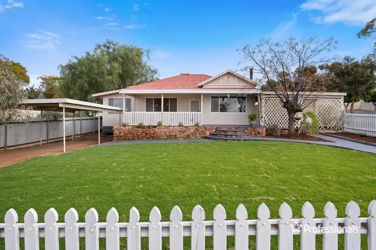 50 Lewis Street, Lamington WA 6430