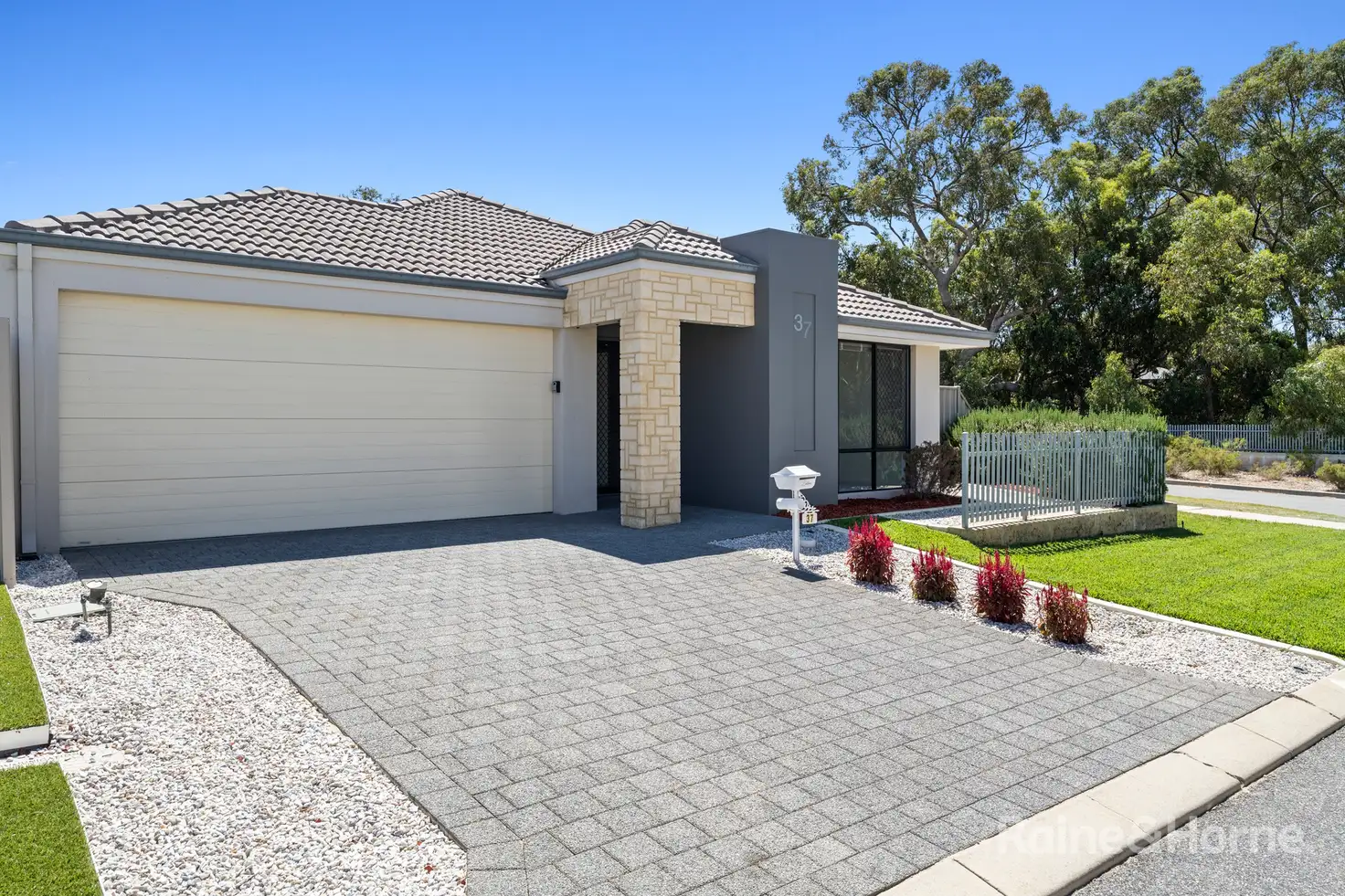 Main view of Homely house listing, 37 Rochdale Circle, Meadow Springs WA 6210