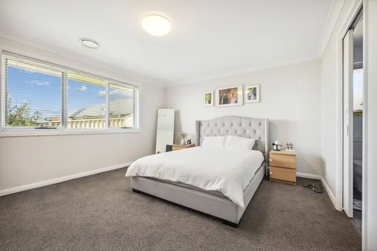 Third view of Homely house listing, 2/5 Lucas Close, Goulburn NSW 2580