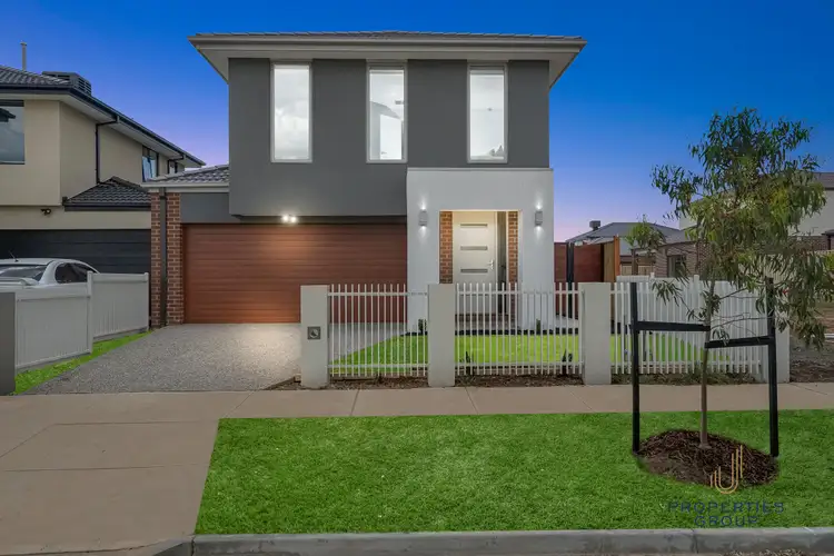28 Coronado Way