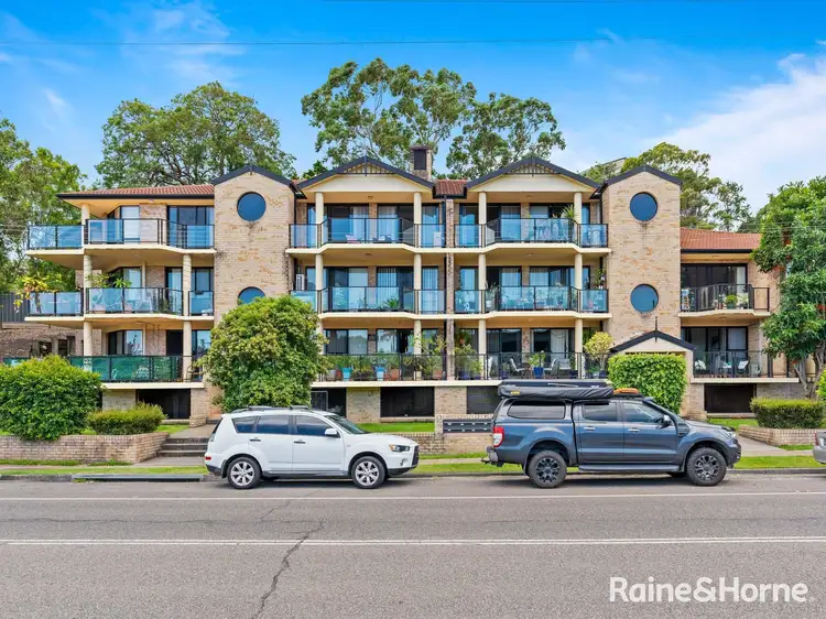 2/11 Riou Street, Gosford NSW 2250