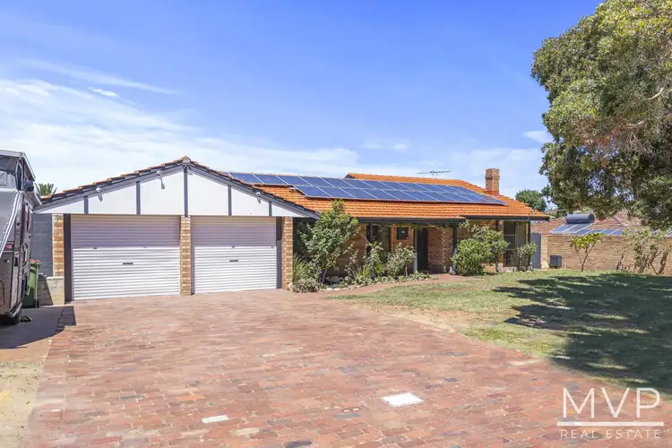 25 Sowden Drive, Samson WA 6163