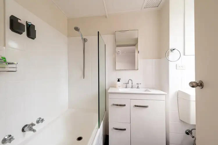 Sixth view of Homely apartment listing, 13/1A Belmont Avenue, Wollstonecraft NSW 2065