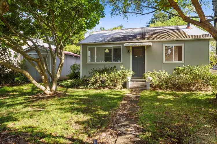 14 LETITIA STREET