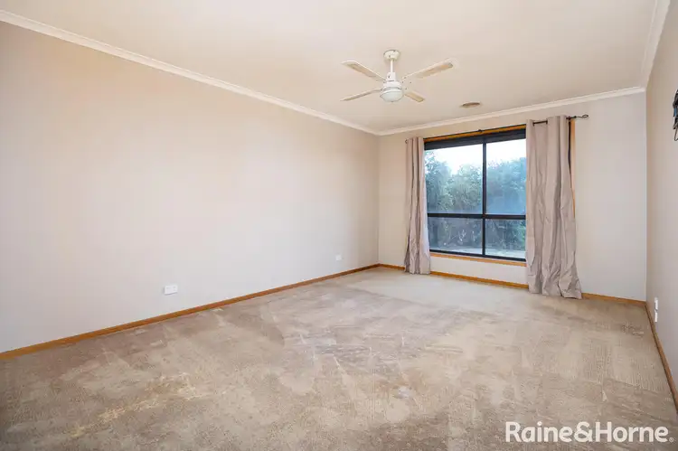Fifth view of Homely house listing, 7 Brownlow Drive, Bourkelands NSW 2650