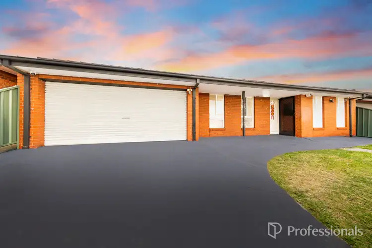 15 Aquamarine Court, St Albans VIC 3021