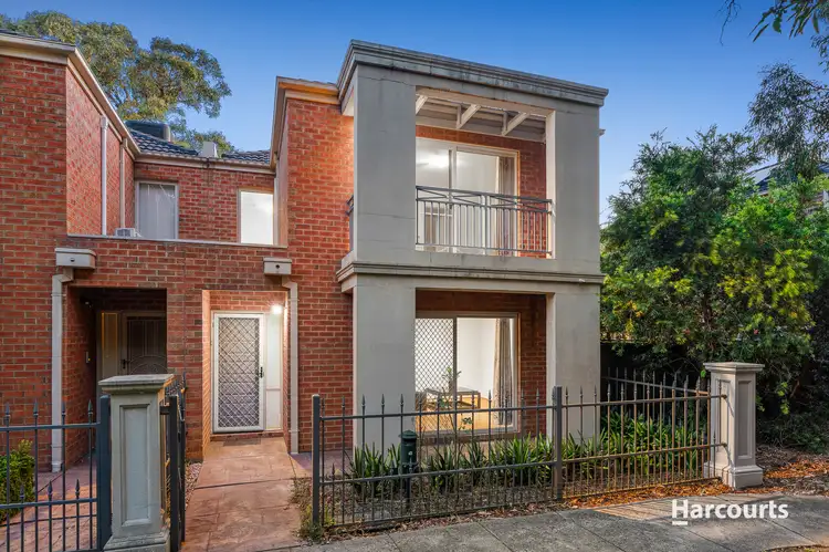 9 Gumleaf Lane, Mitcham VIC 3132