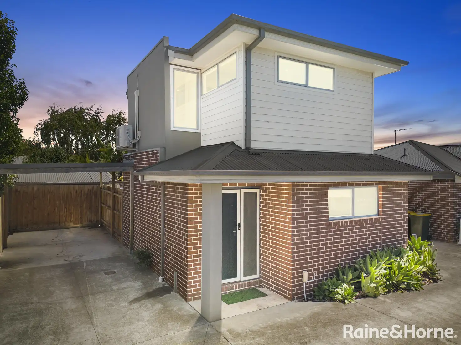 Main view of Homely unit listing, 2/4 Salmond Street, Deer Park VIC 3023