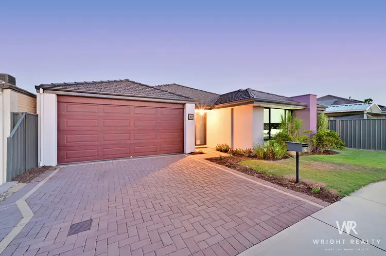 27 Girramay Road, Banksia Grove WA 6031