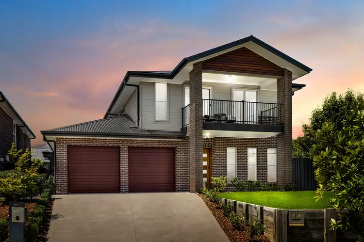 27 Edgewater Drive, Glenmore Park NSW 2745