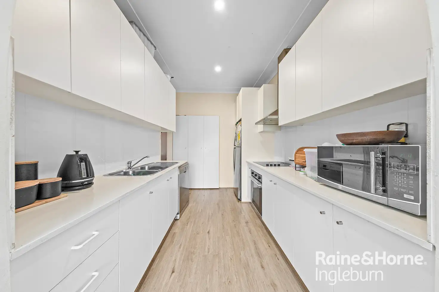 Main view of Homely house listing, 10 Gloucester Street, Macquarie Fields NSW 2564