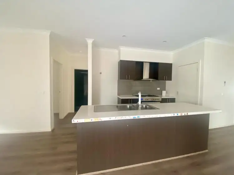 Fifth view of Homely house listing, 8 Hollywood Drive, Roxburgh Park VIC 3064