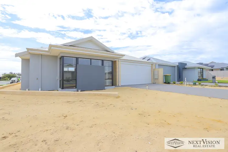 17 Fragrant Street, Hammond Park WA 6164